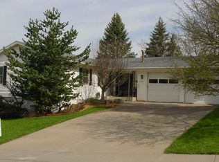 3104 Alpine Ct, Iowa City, IA