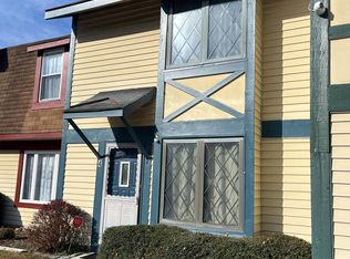 4 Dover Ct #C26, Clementon, NJ 08021