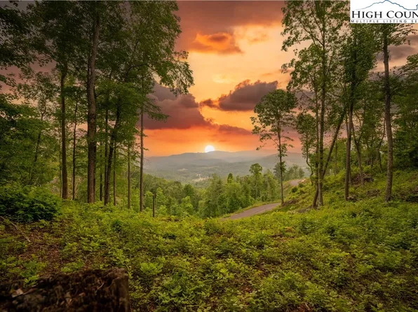 Lot 31 Mount Mitchell Overlook, Spruce Pine, NC 28777