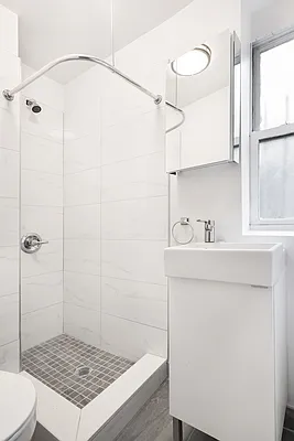 Rented by Compass | media 26