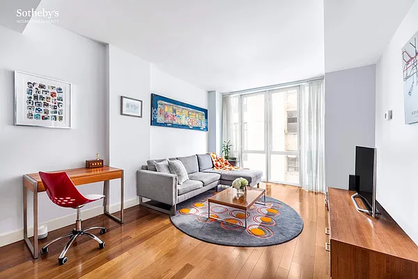 Sold by Sotheby's International Realty | media 1