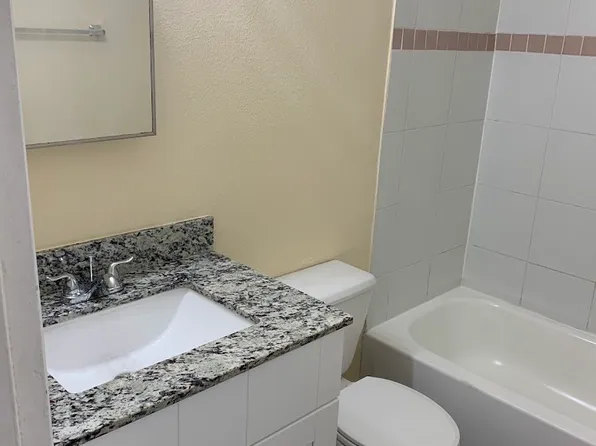 2004 NW 15th Ave #B, Fort Lauderdale, FL 33311