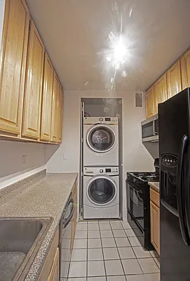 Rented by RELO REDAC INC. | media 20