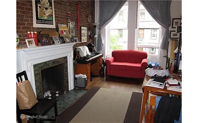Rented by Douglas Elliman | media 11