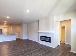 3015 NW Northwood Ln, Ankeny, IA 50023