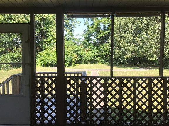 4th image of 577 Rockwell Dr