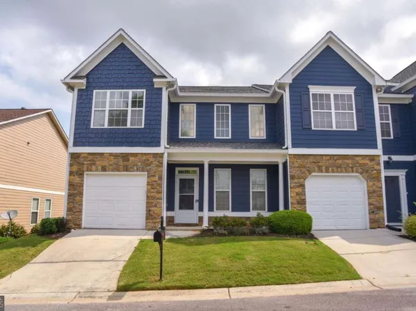 6616 Splashwater Dr, Flowery Branch, GA 30542
