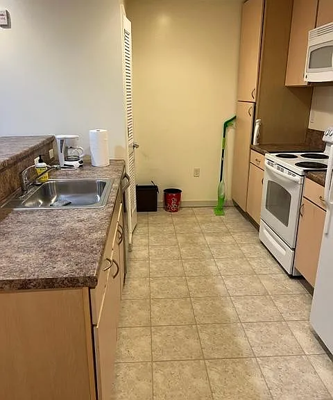815 Arch St #202 — Photo 5