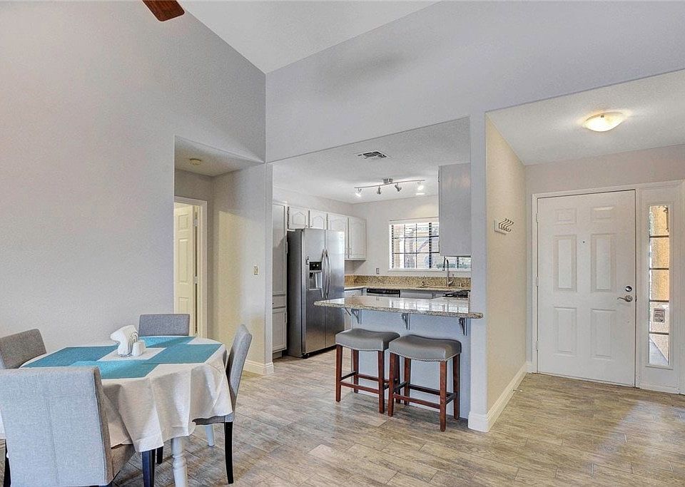 1st image of 1923 Broadway Blvd #329