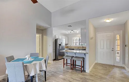1923 Broadway Blvd #329 Photo 1