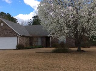 102 Forest Ridge Dr, Oxford, MS 38655