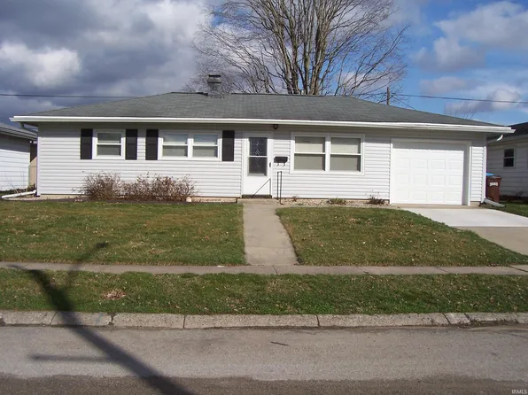 2720 Emmet Dr, Logansport, IN 46947