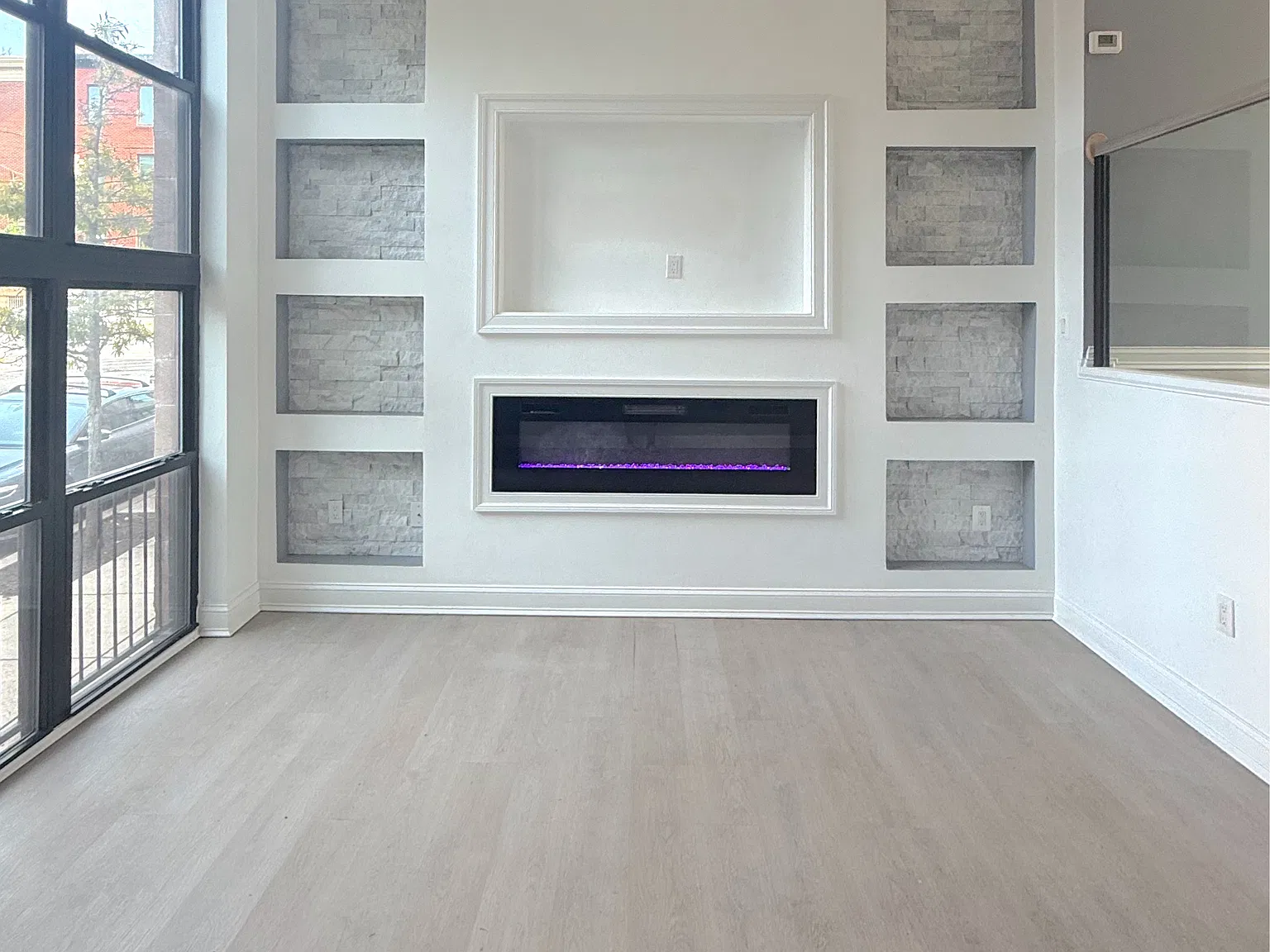 4 bed, 2.5 bath, 1572 sqft, $3,000 — Photo 2