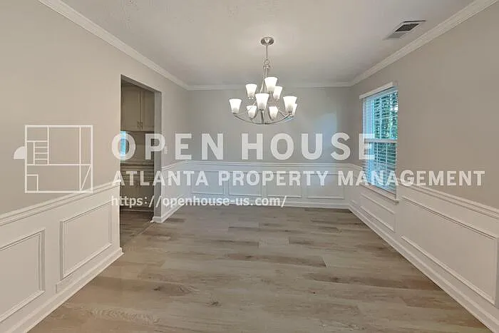1703 Silverchase Dr SW — Photo 10