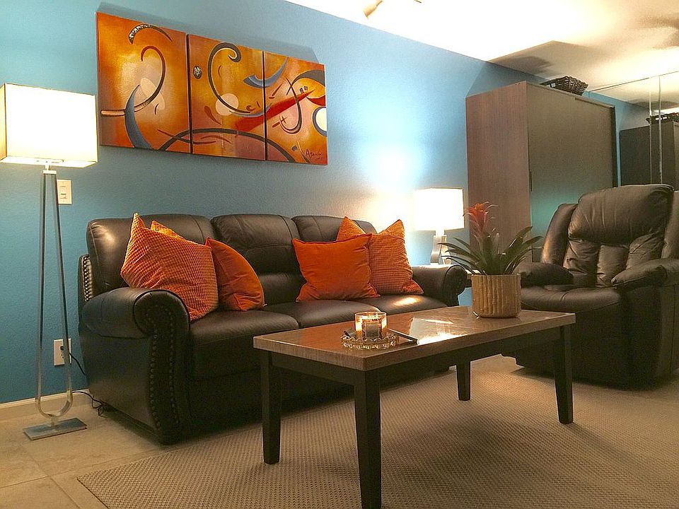 1st image of 2812 N Auburn Ct #106