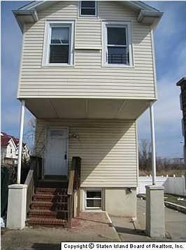 1st image of 52 Wentworth Ave