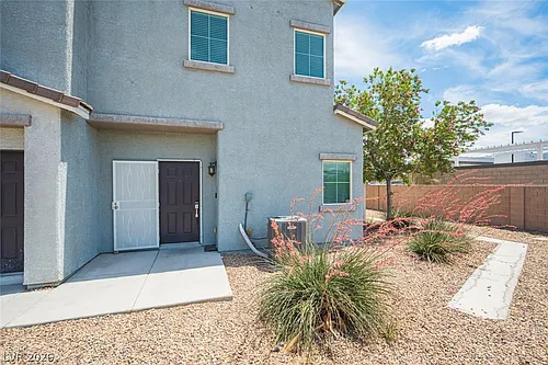 2715 Amazing Meadows Ave Photo 1
