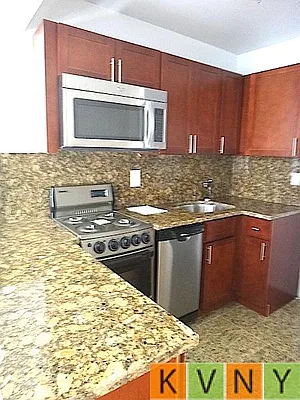 Rented by KVNY Soho | media 13