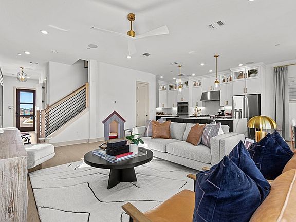 The Alderwood - Living Room