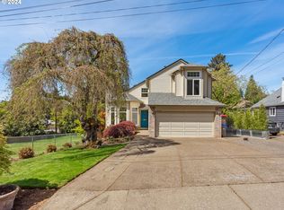 8335 SW 9th Ave, Portland, OR 97219