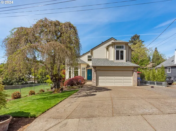 8335 SW 9th Ave, Portland, OR 97219