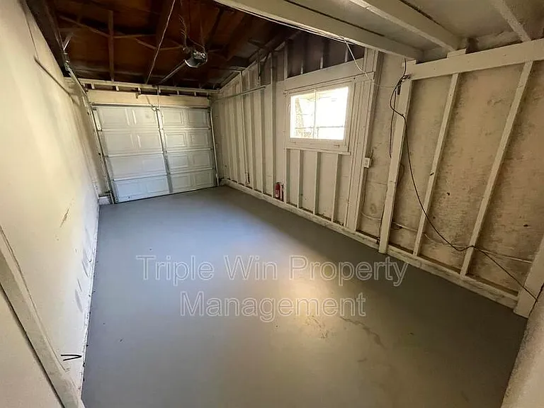 410 Ridge Dr — Photo 7