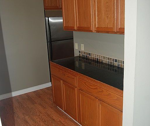 front upper kitchen