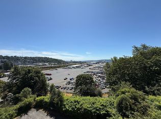 2550 Thorndyke Ave W APT 404, Seattle, WA 98199