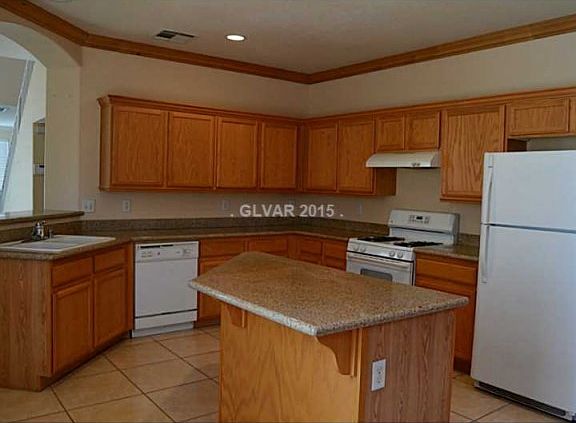 3rd image of 9819 Travis Lake Ct