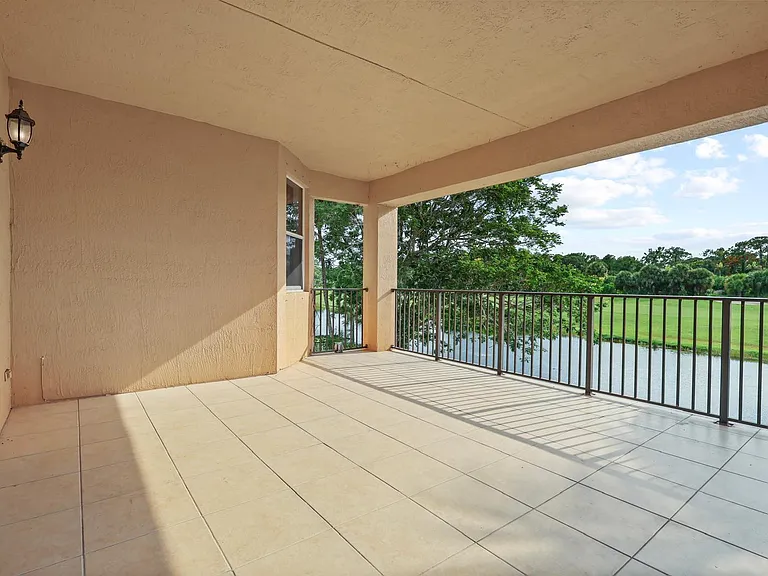 1831 Waldorf Dr — Photo 42