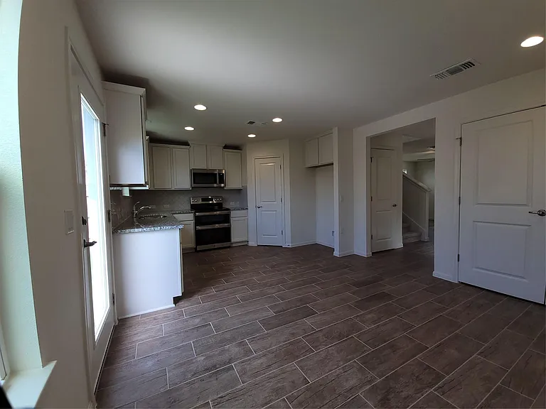 17204 Adoro Dr — Photo 11
