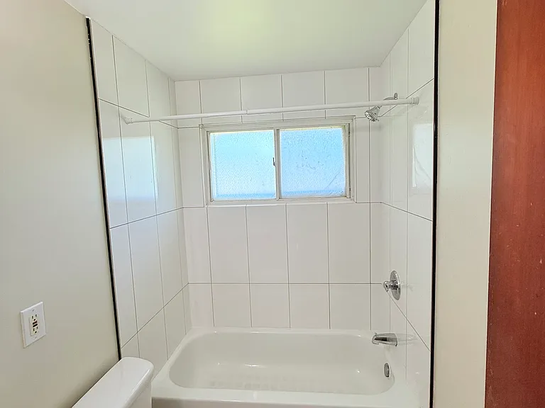 1917 Lancaster St #1917 — Photo 12