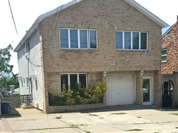 70 Roosevelt Ave, Staten Island, NY 10314