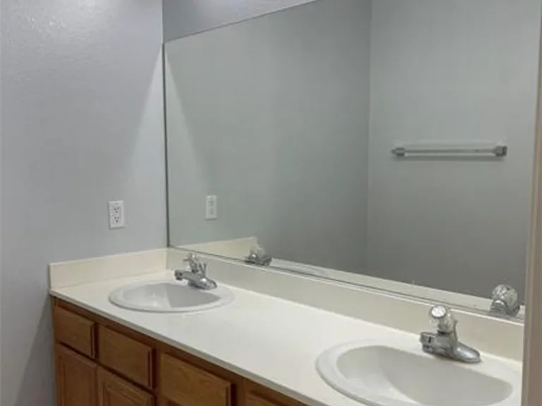 4711 San Palo Way — Photo 15
