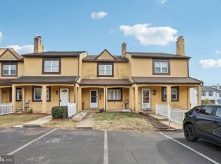 2402 Walnut Ridge Est, Pottstown, PA 19464