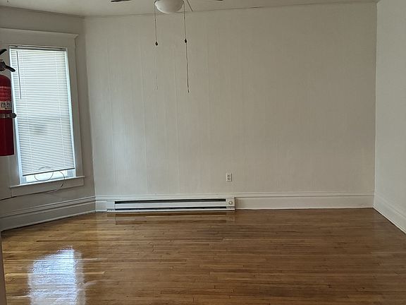 2nd image of 302 N 8th St #2