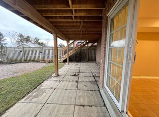 75 Tormina Blvd #BASEMENT, Whitby, ON L1R 3B5