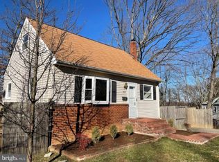 1902 Pinetree Ct, Woodbridge, VA 22191