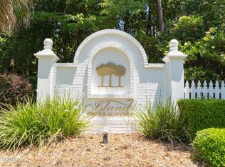 113 Palmetto Pkwy, Hilton Head Island, SC 29926
