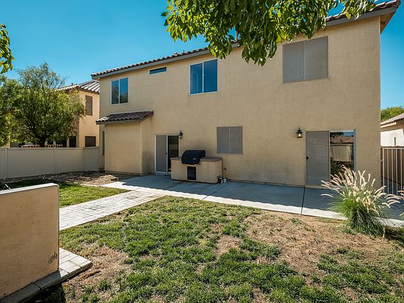 4th image of 5318 Farley Feather Ct