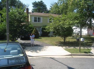 6828 Stringer Ct, Springfield, VA 22150