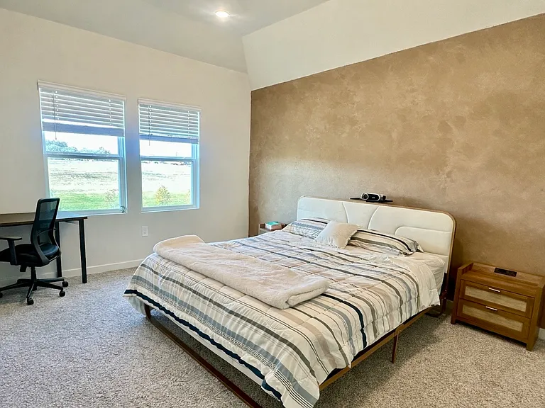 Good Vineyard Ln — Photo 2