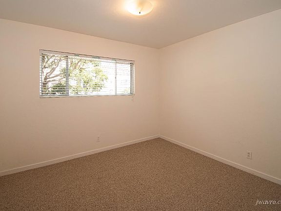 5th image of 2845 Golden Gate Ave APT 1