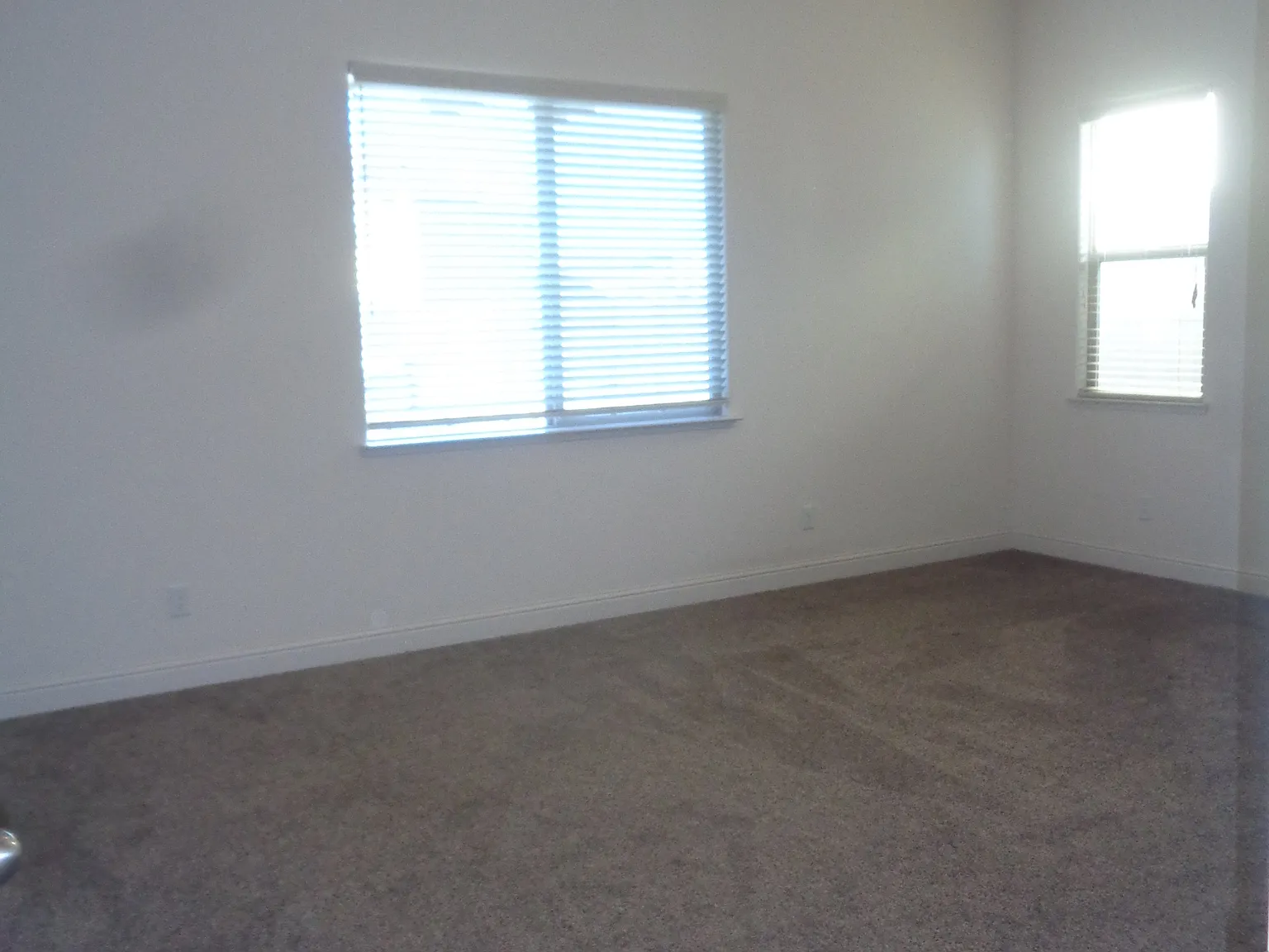 2140 Cling Drive - 1 — Photo 2