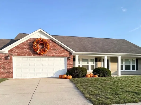 4687 Westchester Dr, Columbus, IN 47203