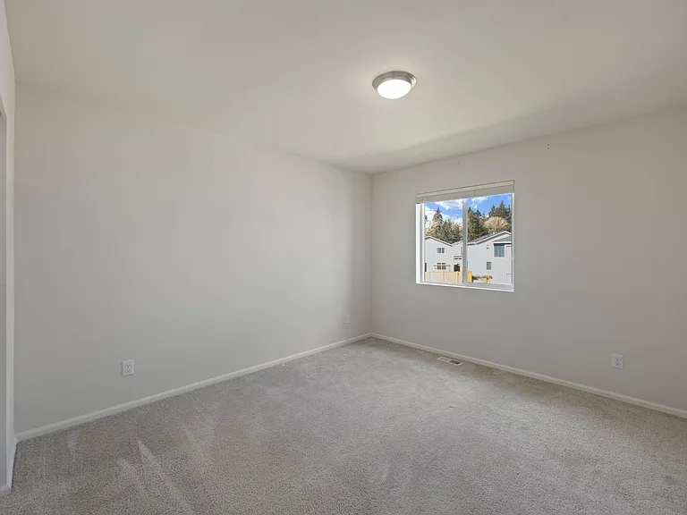 9214 Candytuft Dr SE — Photo 23