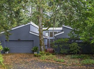 1838 Oak Knoll Ct, Lake Oswego, OR 97034