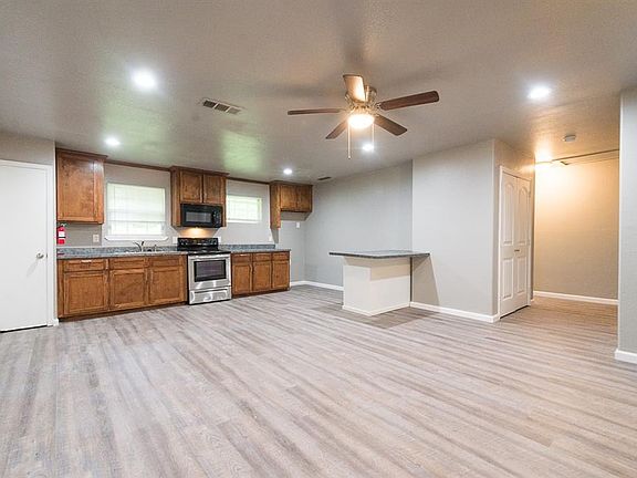 4th image of 6365 Cinnamon Oaks Dr
