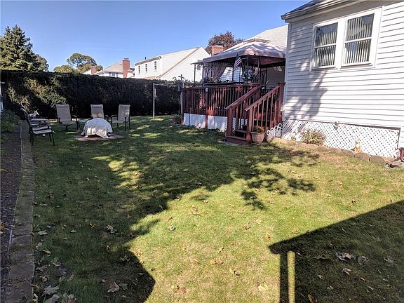 4th image of 14 Iroquois Dr