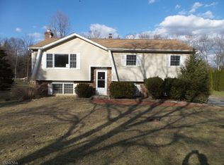 7 Ann Pl, Glenwood, NJ 07418
